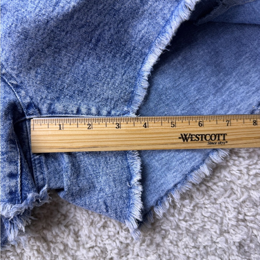 Women’s Medium Denim Boy Shorts - Picture 6 of 6